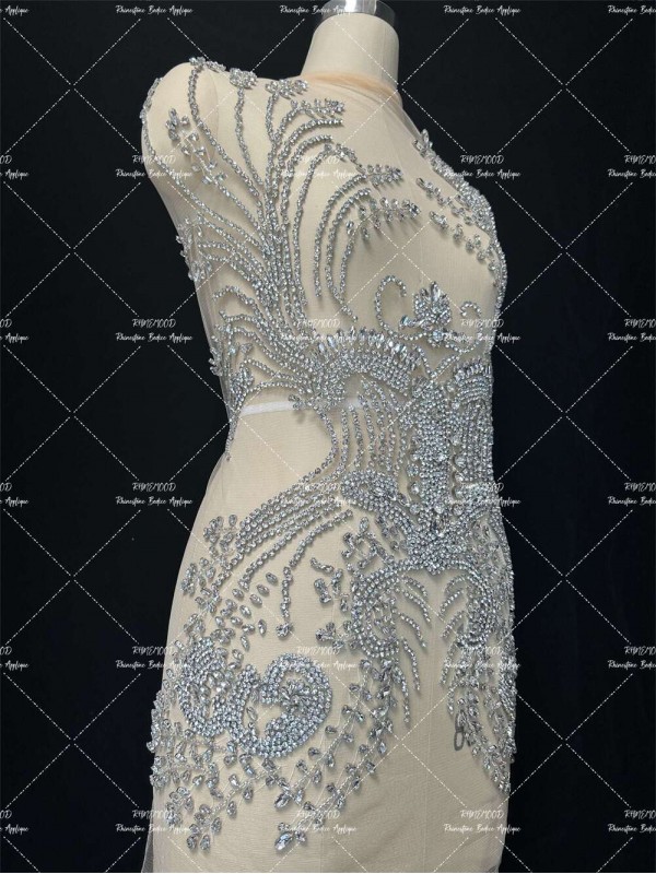 Vogue - Rhinestone Bodice Applique 