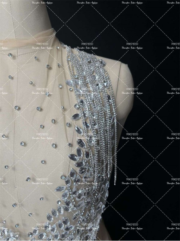 Stardust - silver - Rhinestone Bodice Applique 