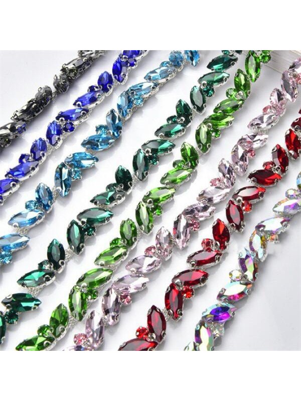 Rhinestone trim - T08