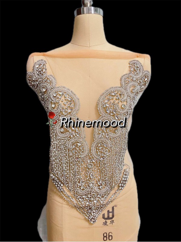 Trendy - Rhinestone Bodice Applique 